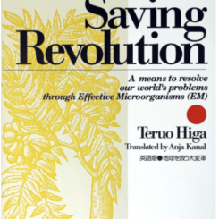 De foto van het product An Earth Saving Revolution (deel 1) van EM-Store.eu